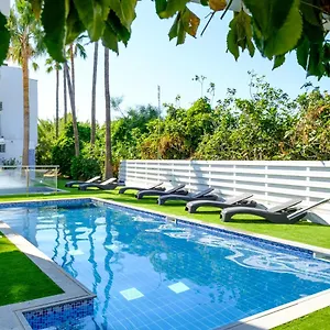 דירה Rio Gardens, איה נאפה